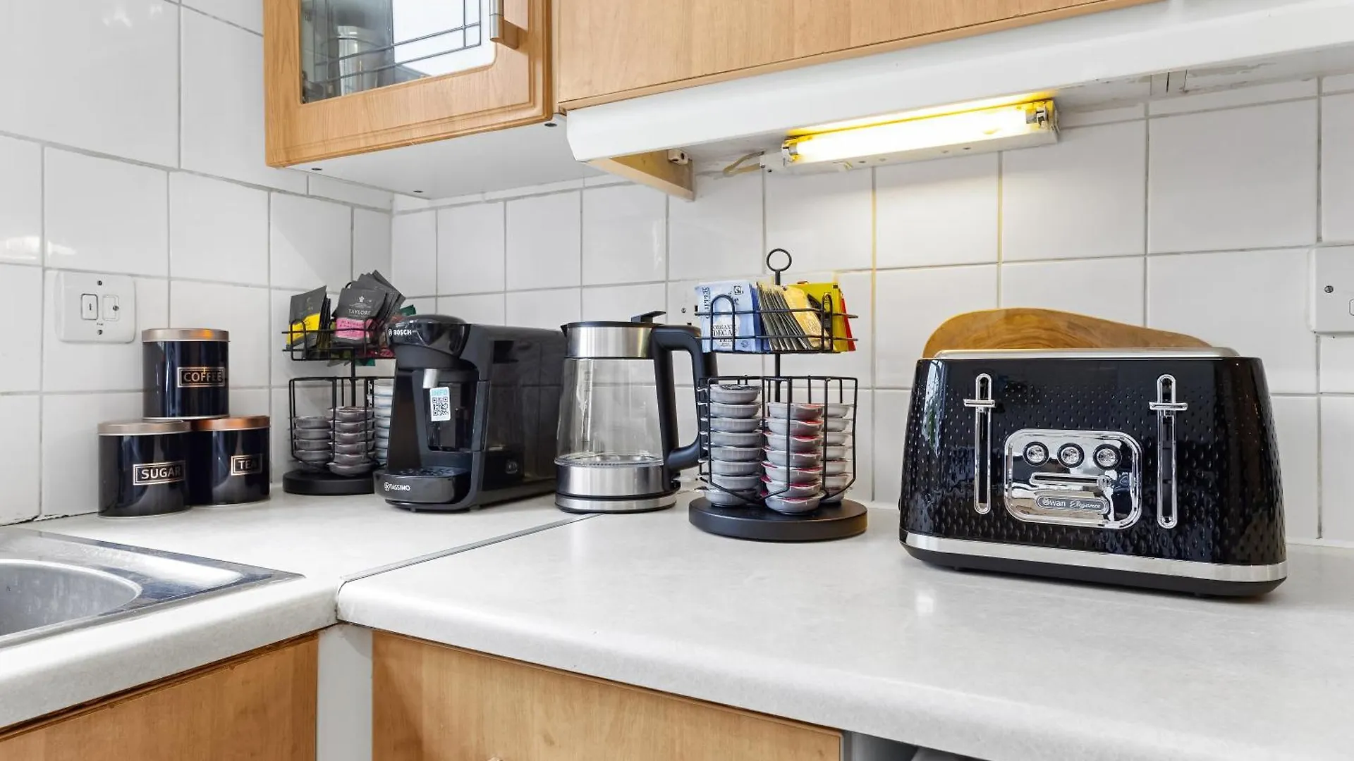 Holiday home Cozylease 3Br In Canary Wharf,Garden,Gym,Workspace London